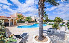 Villa Paraiso - Luxury Villa Perfect For Families!